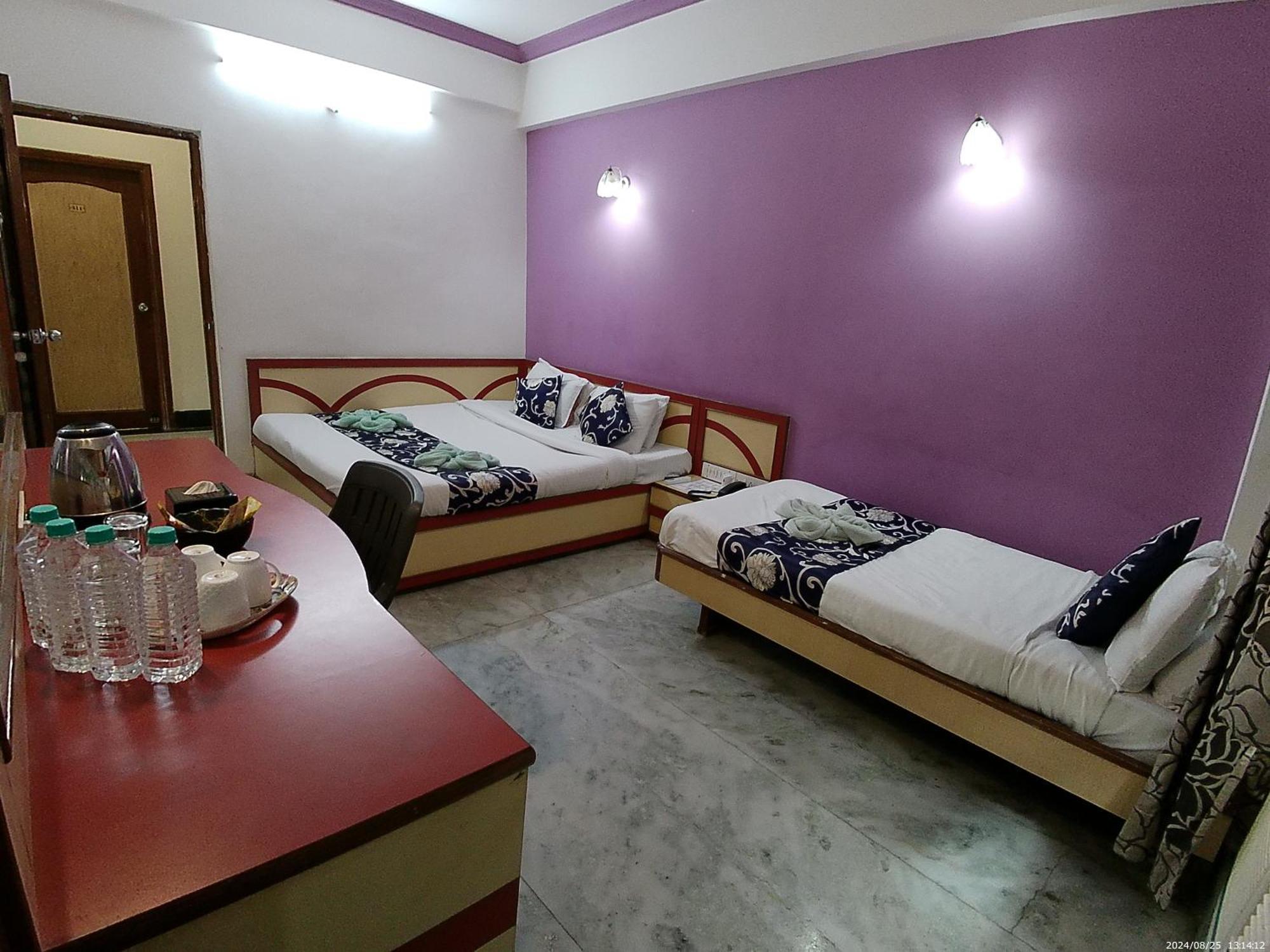 Hotel Indore Palace - Feel At Home Shirdi Exterior foto