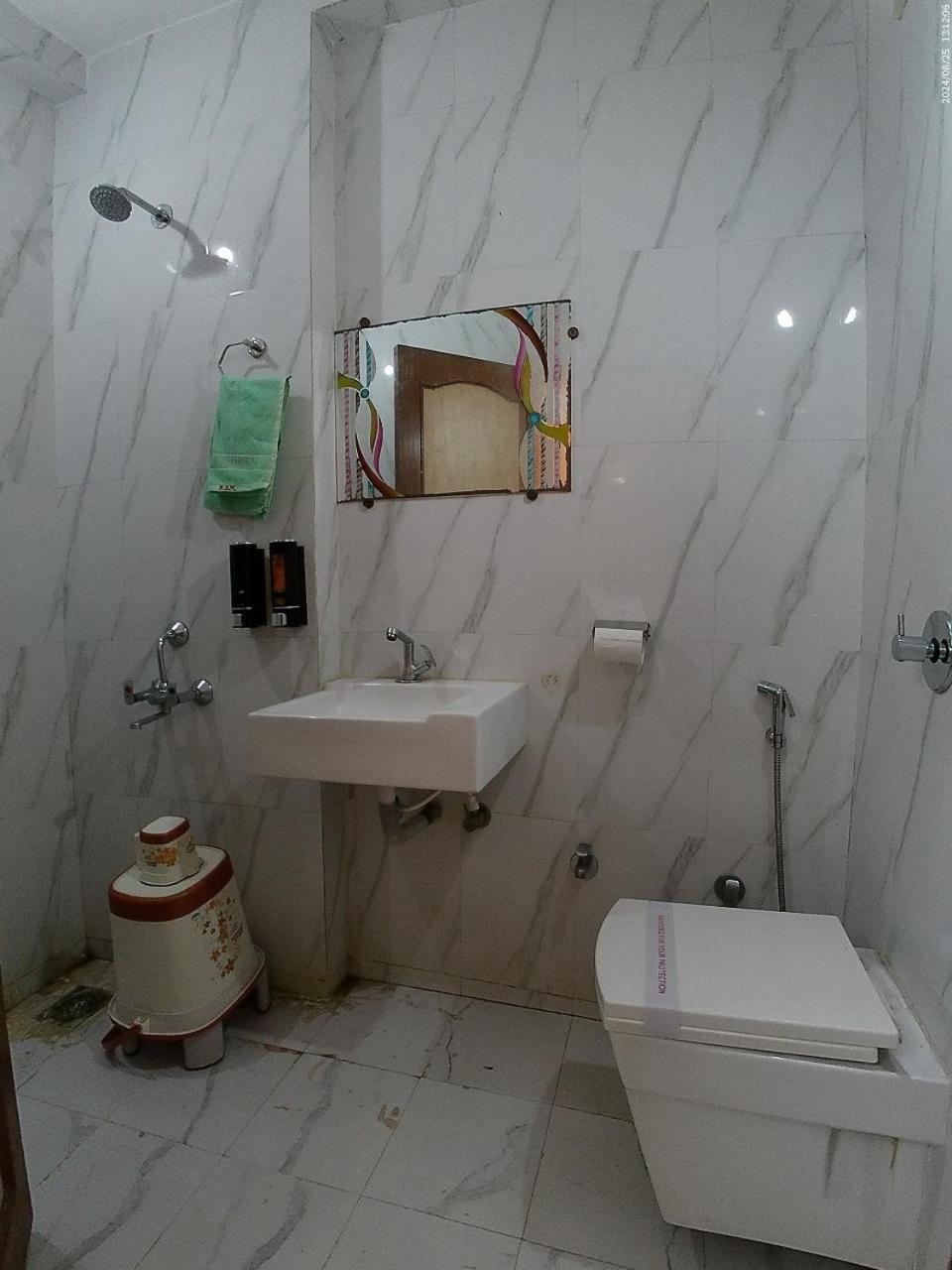 Hotel Indore Palace - Feel At Home Shirdi Exterior foto